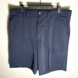 Tommy Bahama men’s flat front dark blue shorts Size 34